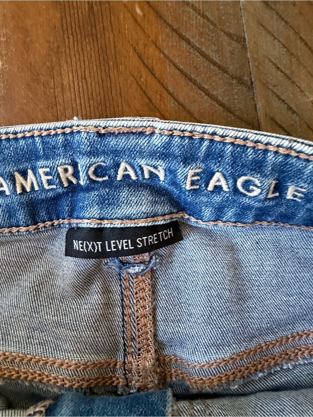 Women’s American Eagle Flare Denim Jeans 6 - Picture 3 of 7